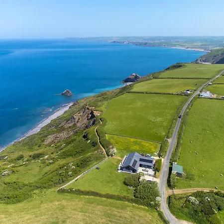 Cancleave - Cornish Clifftop Luxury Villa